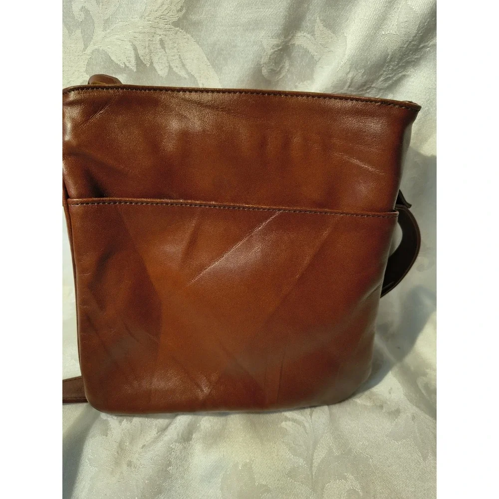 Vtg SAS Genuine Leather Crossbody Shoulder Purse Bag Brown Adjustable Strap